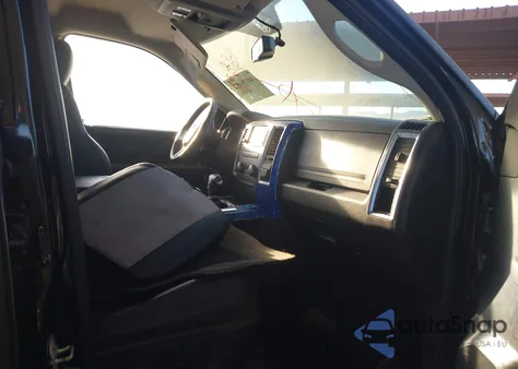 2010 Dodge Ram 1500 Slt/Sport/Trx z USA, uszkodzony, nr VIN 1D7RB1CT4AS222906